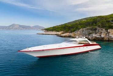 high-speed motor yacht, yacht rental Athens Mykonos, weekly yacht rental Cyclades